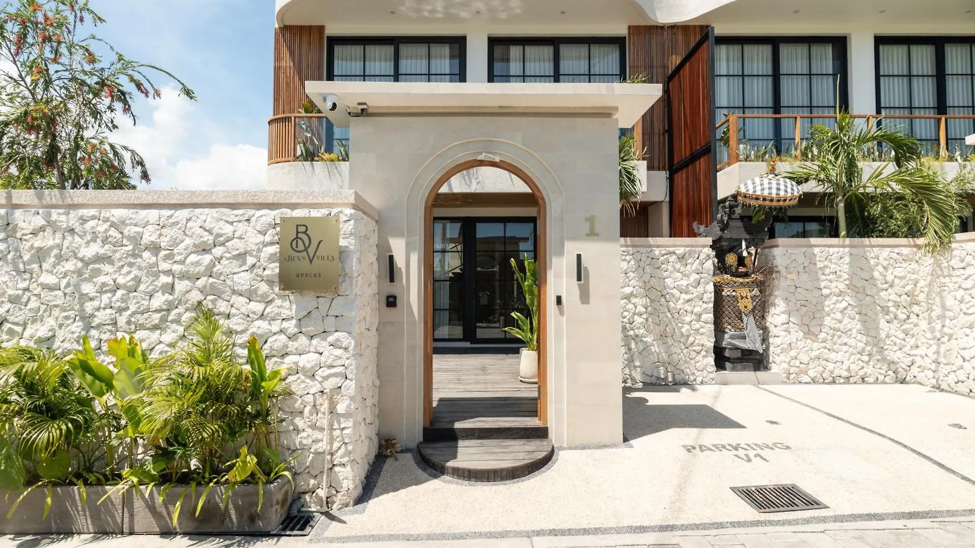 Ben'S Villa 2 By Alfred In Bali Kerobokan