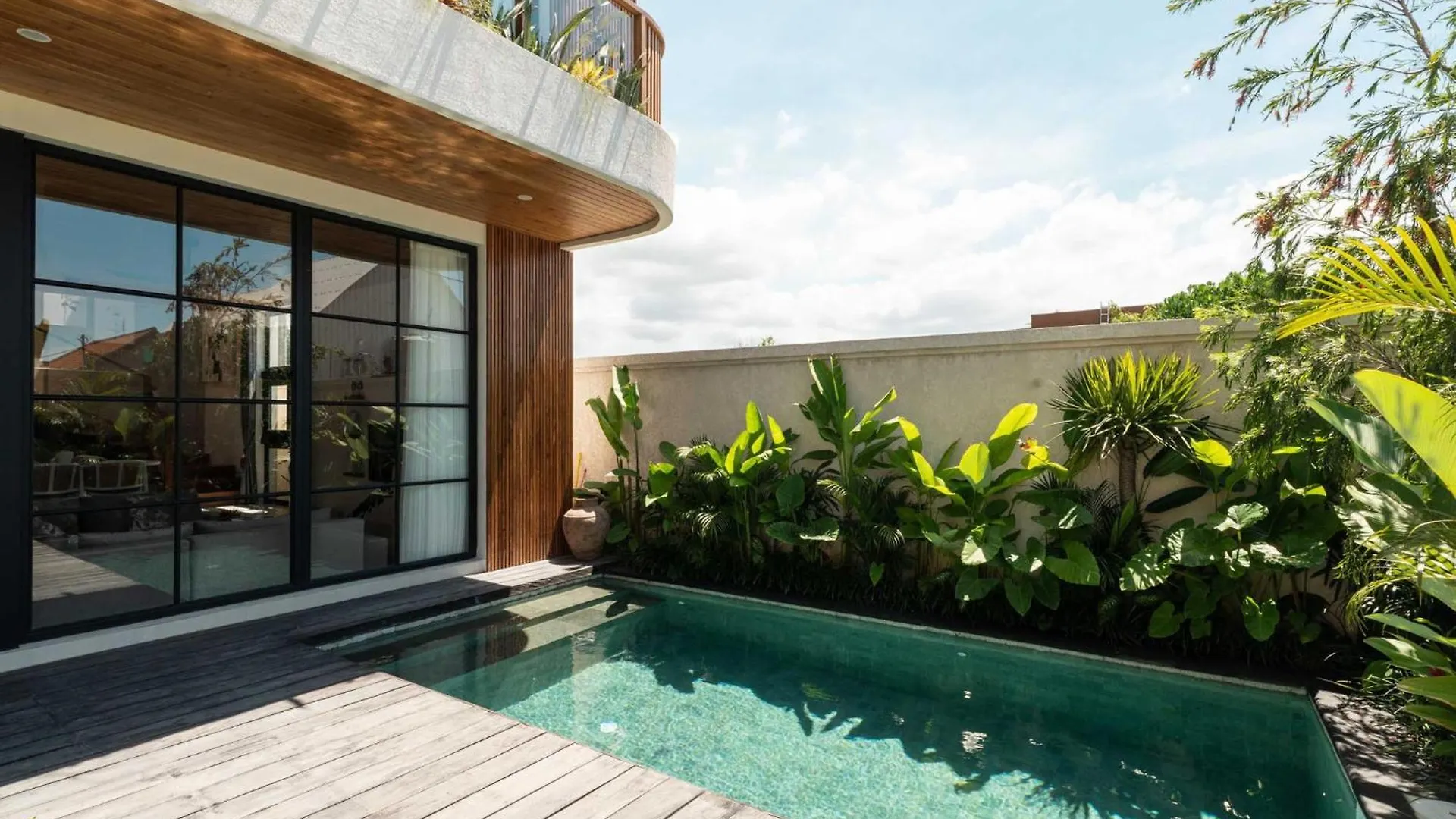 Ben'S Villa 2 By Alfred In Bali Kerobokan