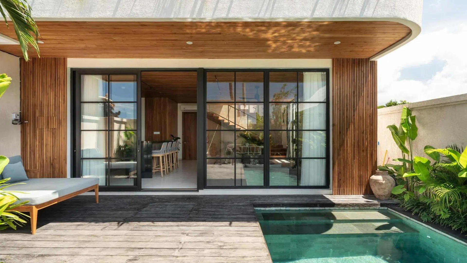 Ben'S Villa 2 By Alfred In Bali Kerobokan